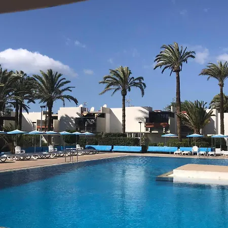 Cozy With Amazing Views To Garden Next To The Ocean * طوستا ديل سيلونثيو